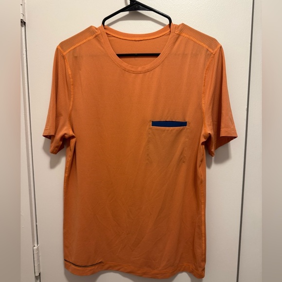 LULULEMON Men Small Metal Vent Tech Shirt Orange w blue - Picture 1 of 7
